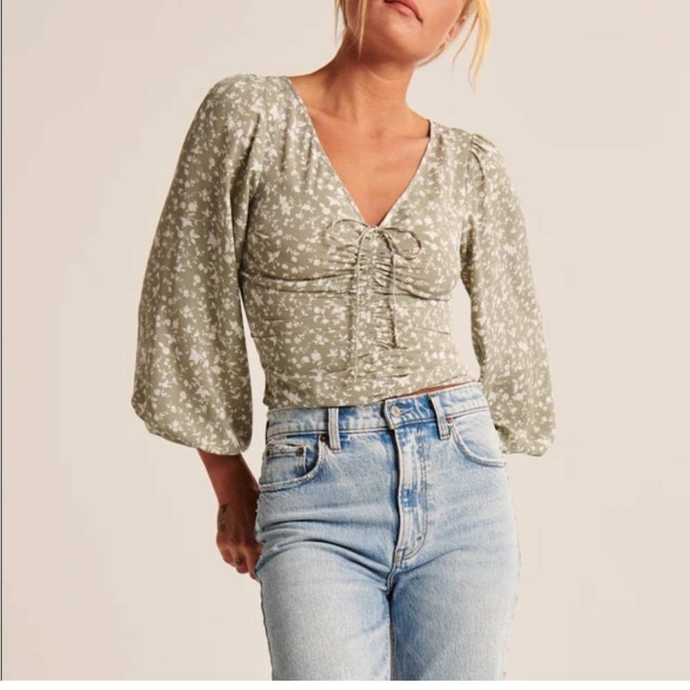 Abercrombie Floral Green Blouse NWOT